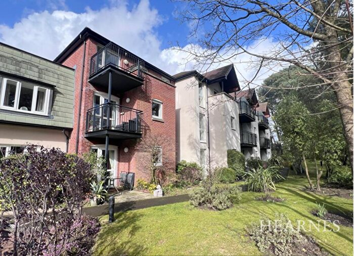 1 Bedroom Retirement Property For Sale In Ringwood Road, Ferndown, BH22