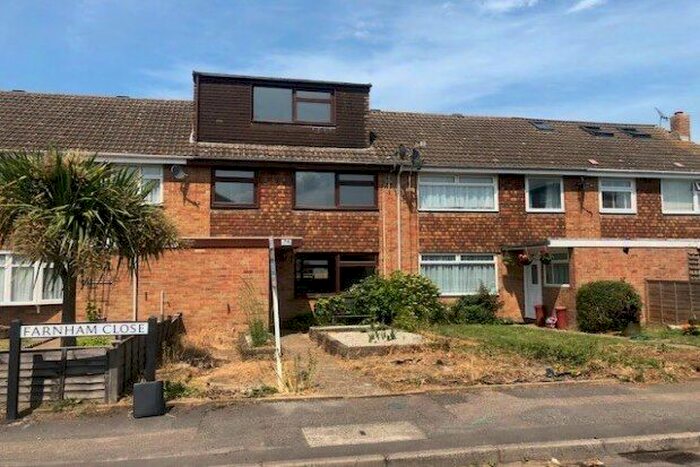 5 Bedroom Terraced House To Rent In Farnham Close, Gillingham, ME8
