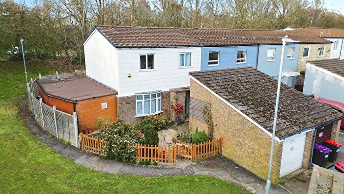 3 Bedroom End Of Terrace House For Sale In Chiltern Gardens, Dawley, TF4