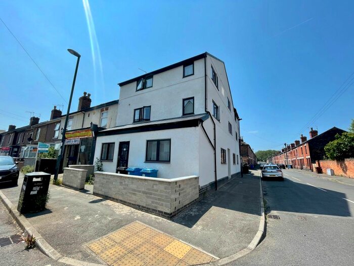 2 Bedroom Flat To Rent In Brighton Road, Alvaston, Derby, DE24