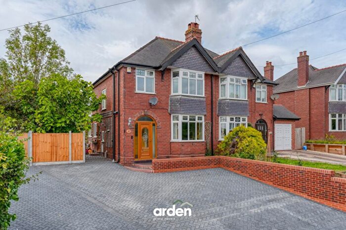 2 Bedroom Semi Detached House For Sale In Santridge Lane, Bromsgrove, B61