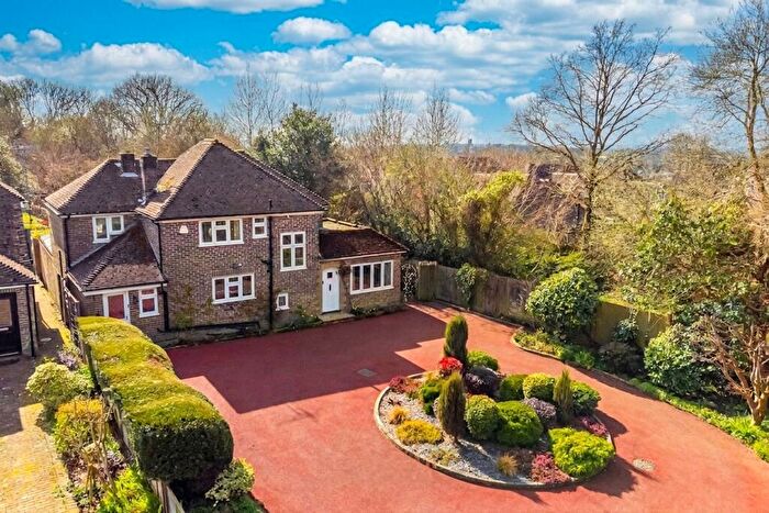 4 Bedroom Detached House For Sale In Holtye Road, East Grinstead, RH19