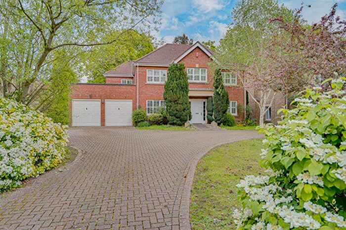 5 Bedroom Detached House To Rent In Danehurst Place, Locks Heath, SO31