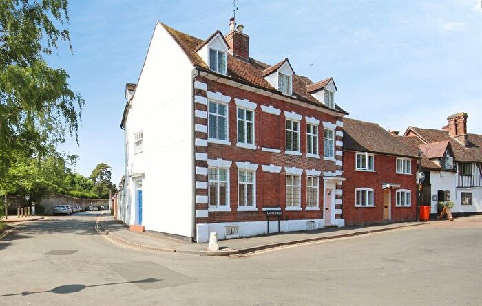 4 Bedroom Semi-Detached House For Sale In Castle Lane, Warwick, CV34