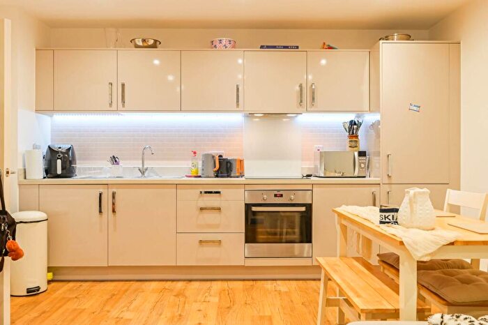 1 Bedroom Flat To Rent In Mahindra Way, , Beckton, London, E6