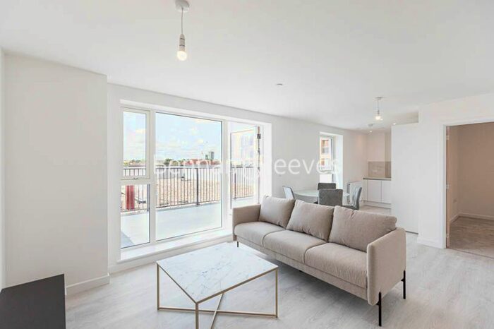 1 Bedroom Flat To Rent In East Acton Lane, Acton, W3