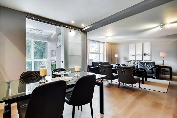 3 Bedroom Apartment To Rent In St. Johns Wood Park, London, NW8