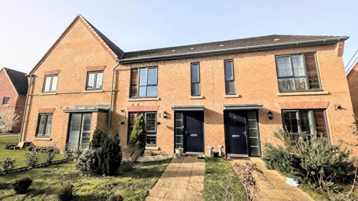 3 Bedroom Terraced House For Sale In Skylark Street, Bordon, Hampshire, GU35