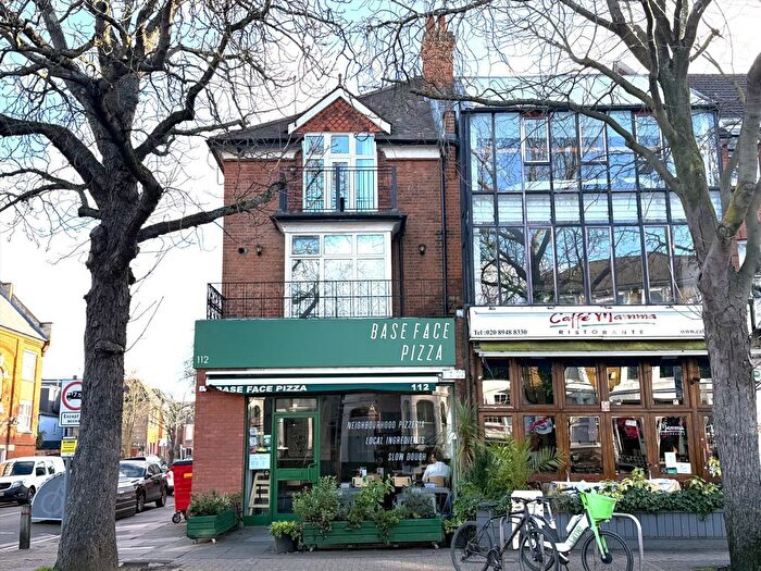 1 Bedroom Flat To Rent In Kew Road, Richmond, TW9