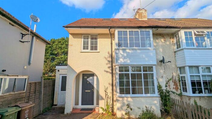 4 Bedroom Semi-Detached House To Rent In Folly Lane, St Albans, AL3