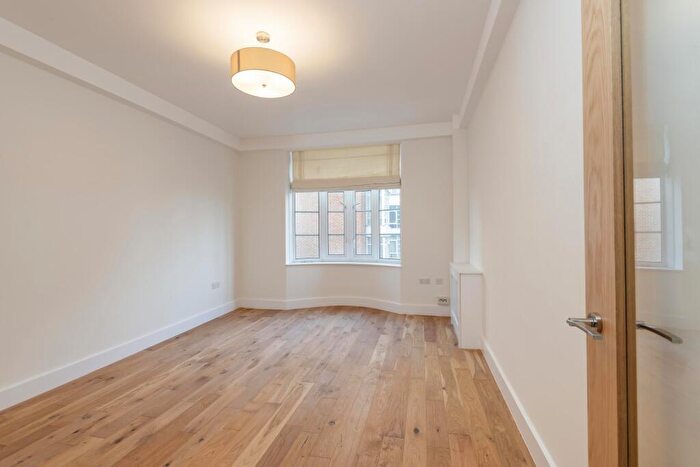 1 Bedroom Apartment To Rent In Grove End Gardens, Grove End Road, St John's Wood, London, NW8