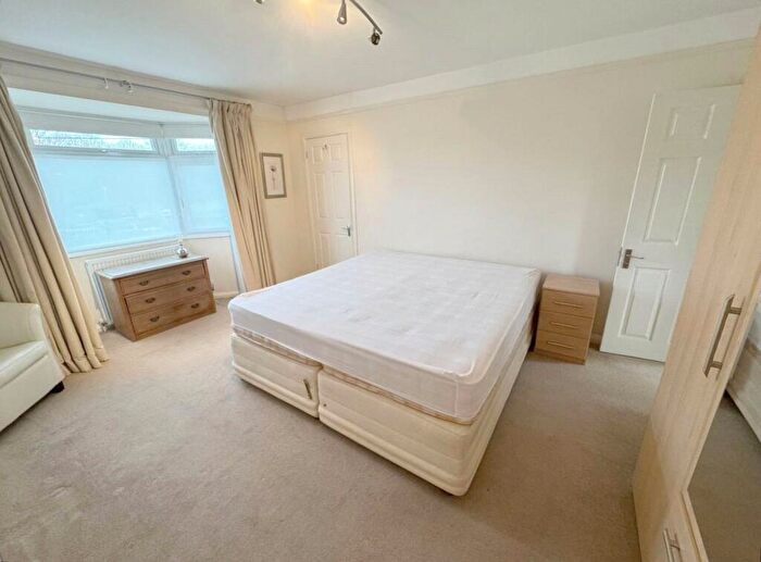 2 Bedroom End Of Terrace House To Rent In The Fairway, London, NW7