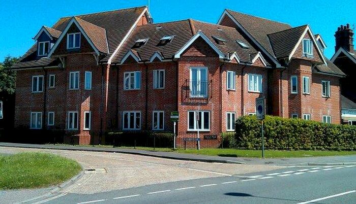 2 Bedroom Flat To Rent In Hurst Road, Horsham, RH12