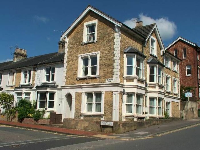 2 Bedroom Flat To Rent In Mountfield Road, Tunbridge Wells, TN1