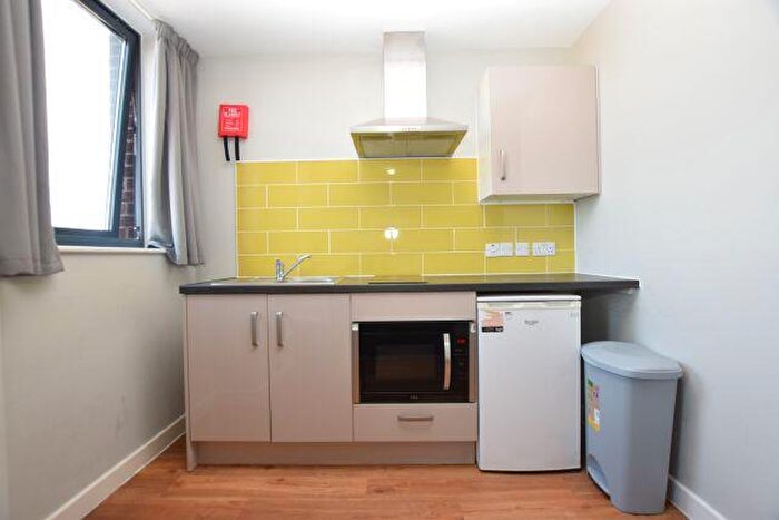 Apartment To Rent In Sovereign House, Queen Street, Sheffield, S1