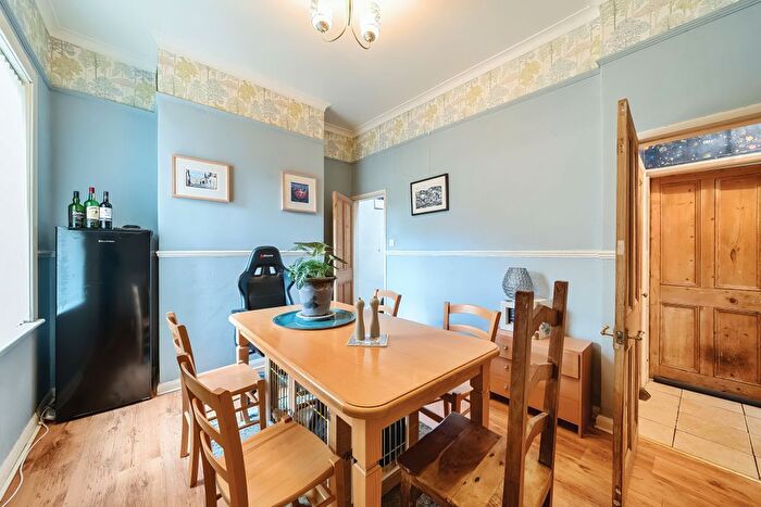 3 Bedroom Terraced House For Sale In Haleys Terrace, York, YO31
