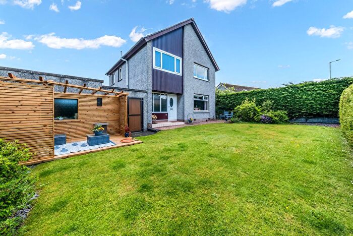 3 Bedroom Detached House For Sale In Elie Avenue, Dundee, DD5