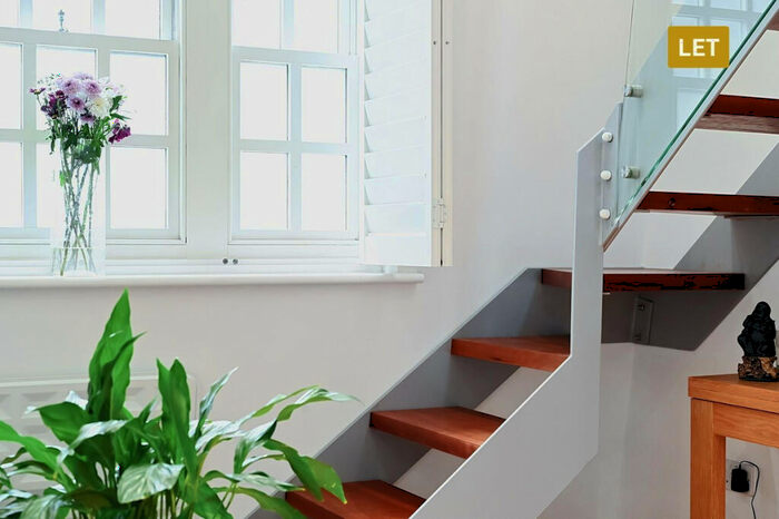 2 Bedroom Cottage To Rent In Marine Gardens, Brighton, BN2