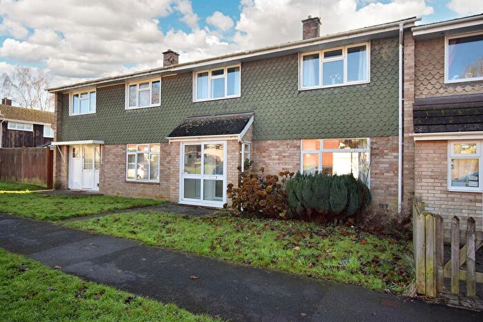 3 Bedroom Terraced House For Sale In Oak Road, Bishops Waltham, SO32