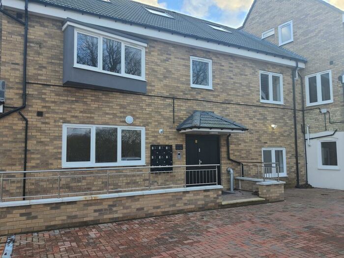 2 Bedroom Flat To Rent In Havelock Road, Luton, LU2