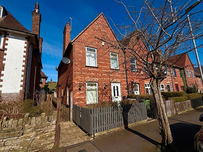 3 Bedroom End Terrace House For Sale In Grange Road, Macclesfield, SK11