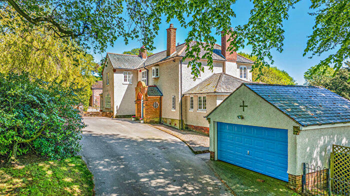 4 Bedroom Semi-Detached Villa For Sale In Country Period House. Chester Road, Delamere., CW8