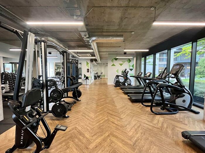 2 Bedroom Apartment To Rent In Block A :: Local Blackfriars, M3