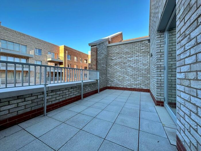 4 Bedroom Terraced House To Rent In Kentfield Street, Barking, IG11