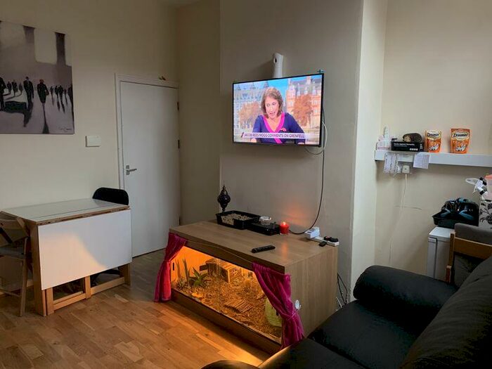 4 Bedroom House Of Multiple Occupation To Rent In Mettham Street, Nottingham, NG7