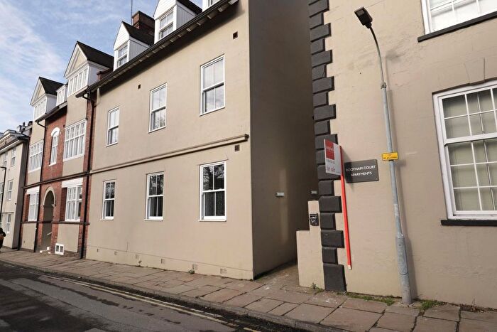 2 Bedroom Flat For Sale In Bootham Terrace, York, North Yorkshire, YO30