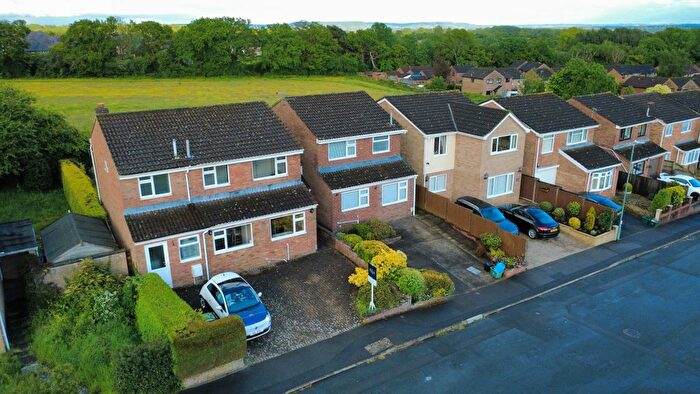 3 Bedroom Detached House For Sale In Bracken Close, Lydney, GL15