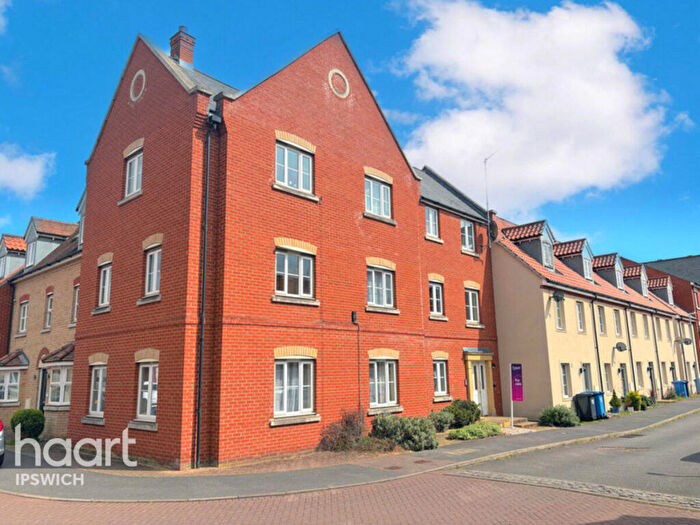 2 Bedroom Flat For Sale In Fulham Way, Ipswich, IP1