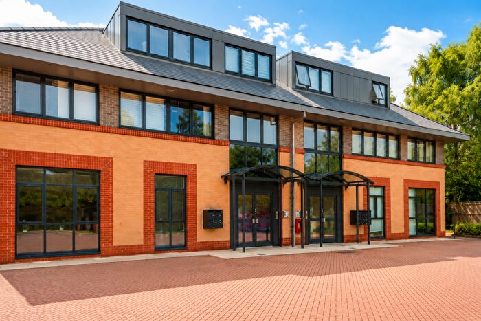 2 Bedroom Apartment For Sale In River Court, Woking, GU21