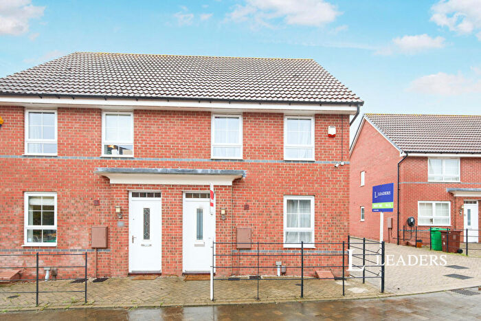 3 Bedroom Semi Detached House To Rent In Selsby Close, Nottingham, Nottinghamshire, NG8