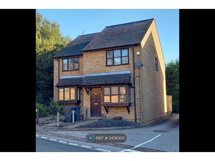 3 Bedroom Semi-Detached House To Rent In Watton Road, Ware, SG12