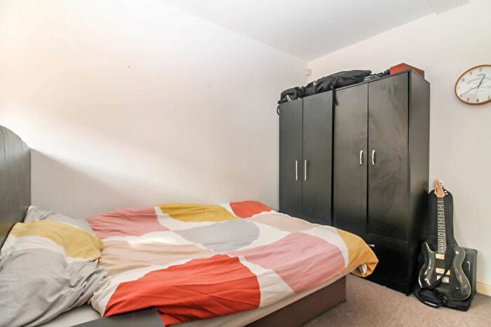 1 Bedroom Property To Rent In Westfield Mills, Greenock Road, Armley, Leeds, LS12