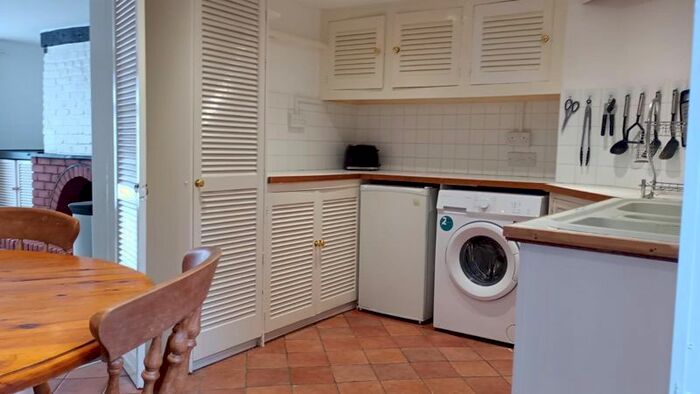 3 Bedroom Property To Rent In The Haydens Cottage, High Road, Chigwell, IG7