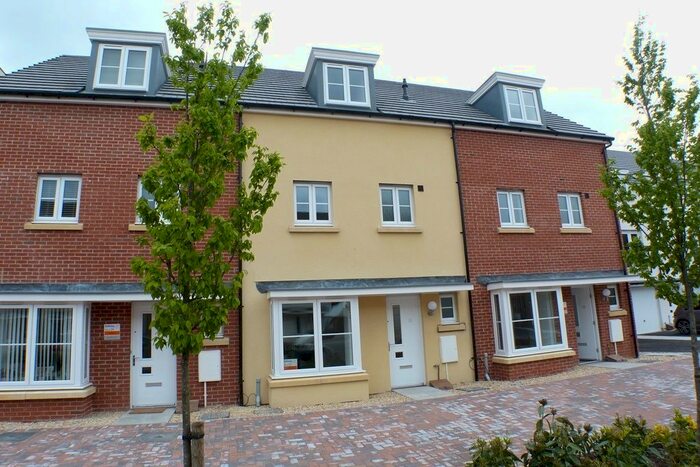 4 Bedroom Town House To Rent In Pottery Street, Swansea, SA1