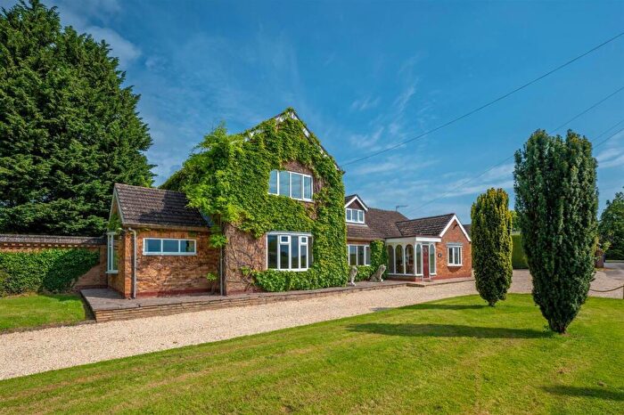 5 Bedroom Detached House To Rent In Weston On Avon, CV37