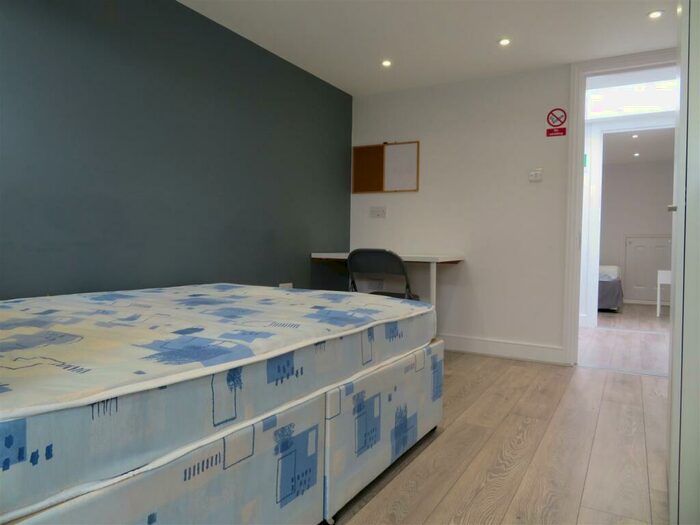 6 Bedroom House To Rent In Edmund Road, Southsea, PO4