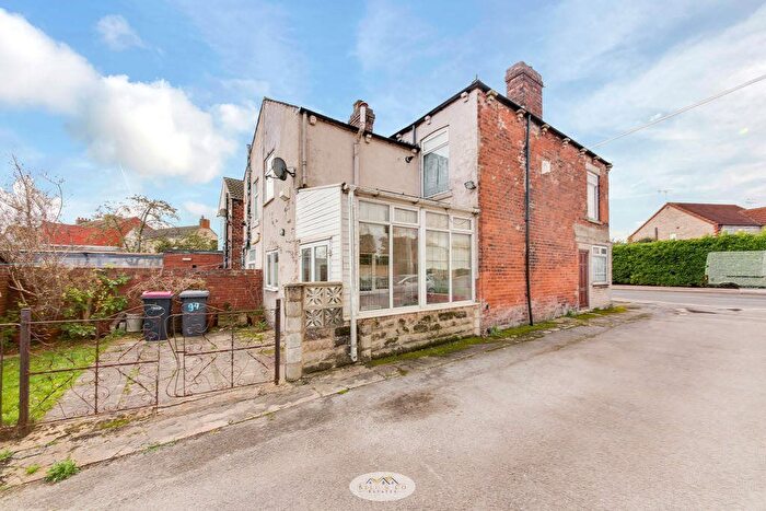 3 Bedroom End Of Terrace House For Sale In Rotherham Road, Dinnington, Sheffield, S25
