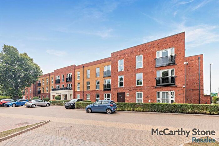 2 Bedroom Apartment For Sale In Humphrey Court, The Oval, Stafford, Staffordshire, ST17