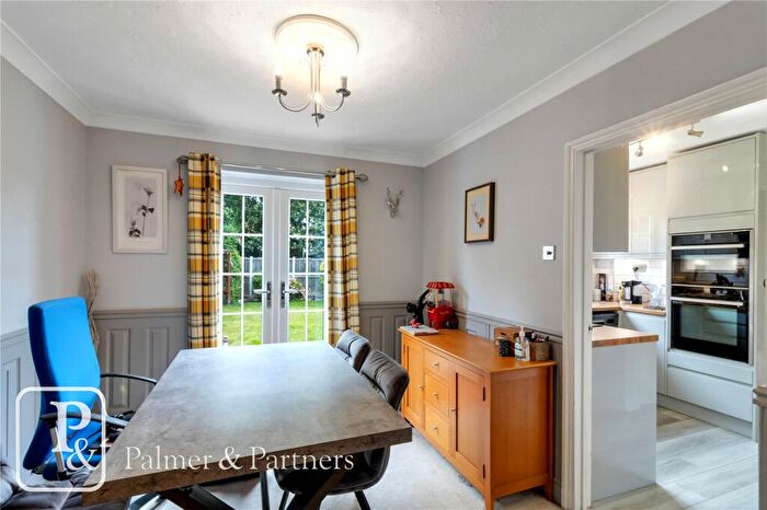4 Bedroom Detached House For Sale In Green Acres Road, Layer-de-la-Haye, Colchester, Essex, CO2