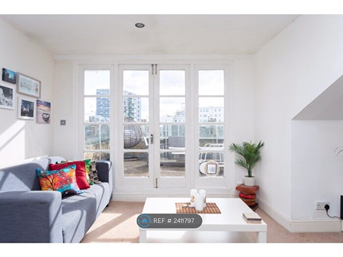 3 Bedroom Flat To Rent In Brondesbury Road, London, NW6