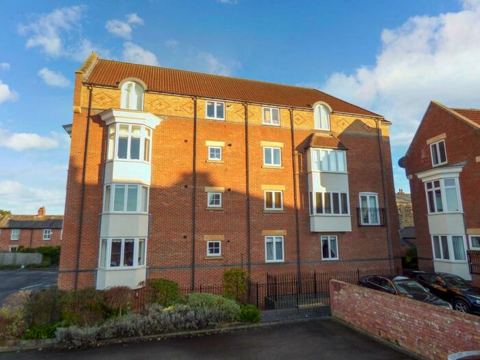 2 Bedroom Flat To Rent In Chantry Mews, Morpeth, Northumberland, NE61