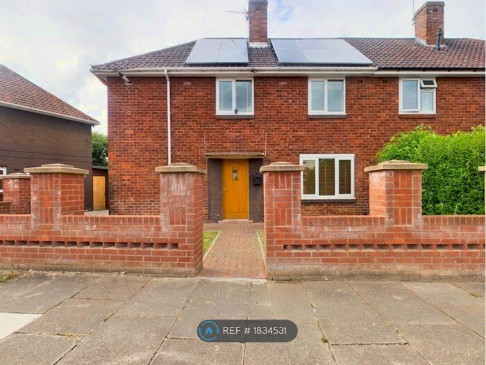 3 Bedroom Semi-Detached House To Rent In Birkhall Road, Middlesbrough, TS3