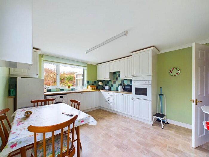 2 Bedroom Semi-Detached Bungalow For Sale In Meakers Way, Huttoft, LN13