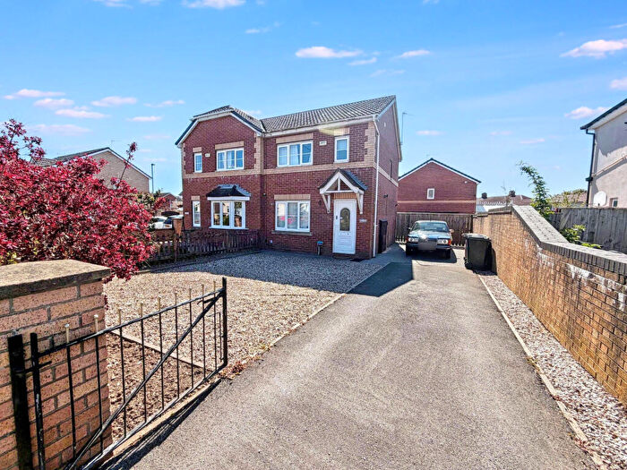 3 Bedroom Semi-Detached House For Sale In Waterville Road, ., North Shields, Tyne And Wear, NE29