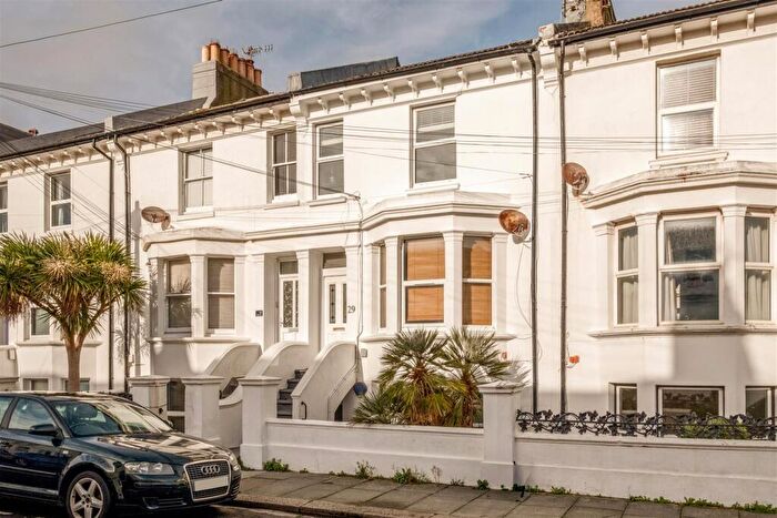 1 Bedroom Apartment For Sale In Goldstone Road, Hove, BN3