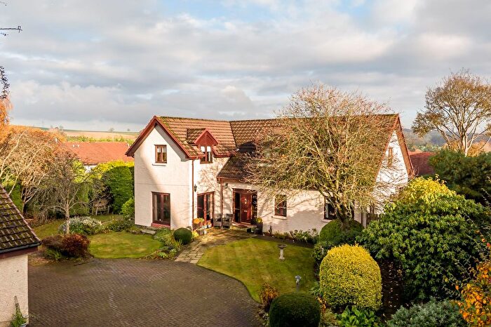 4 Bedroom Detached House For Sale In Strathmartine Road, Dundee, DD3